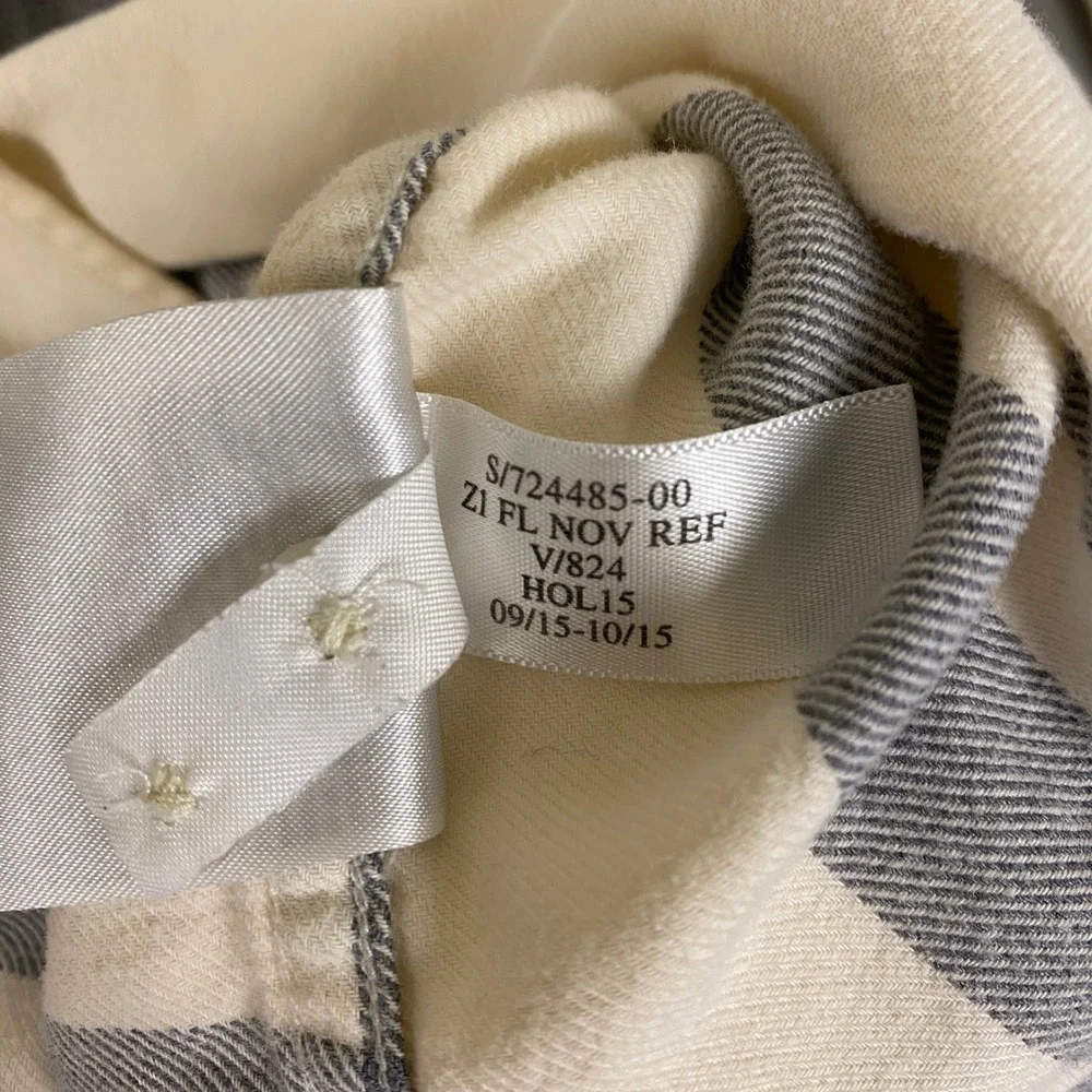 Banana Republic Flannel Shirt Men's Small Ivory‎ Gray Slim Fit Plaid Button Up